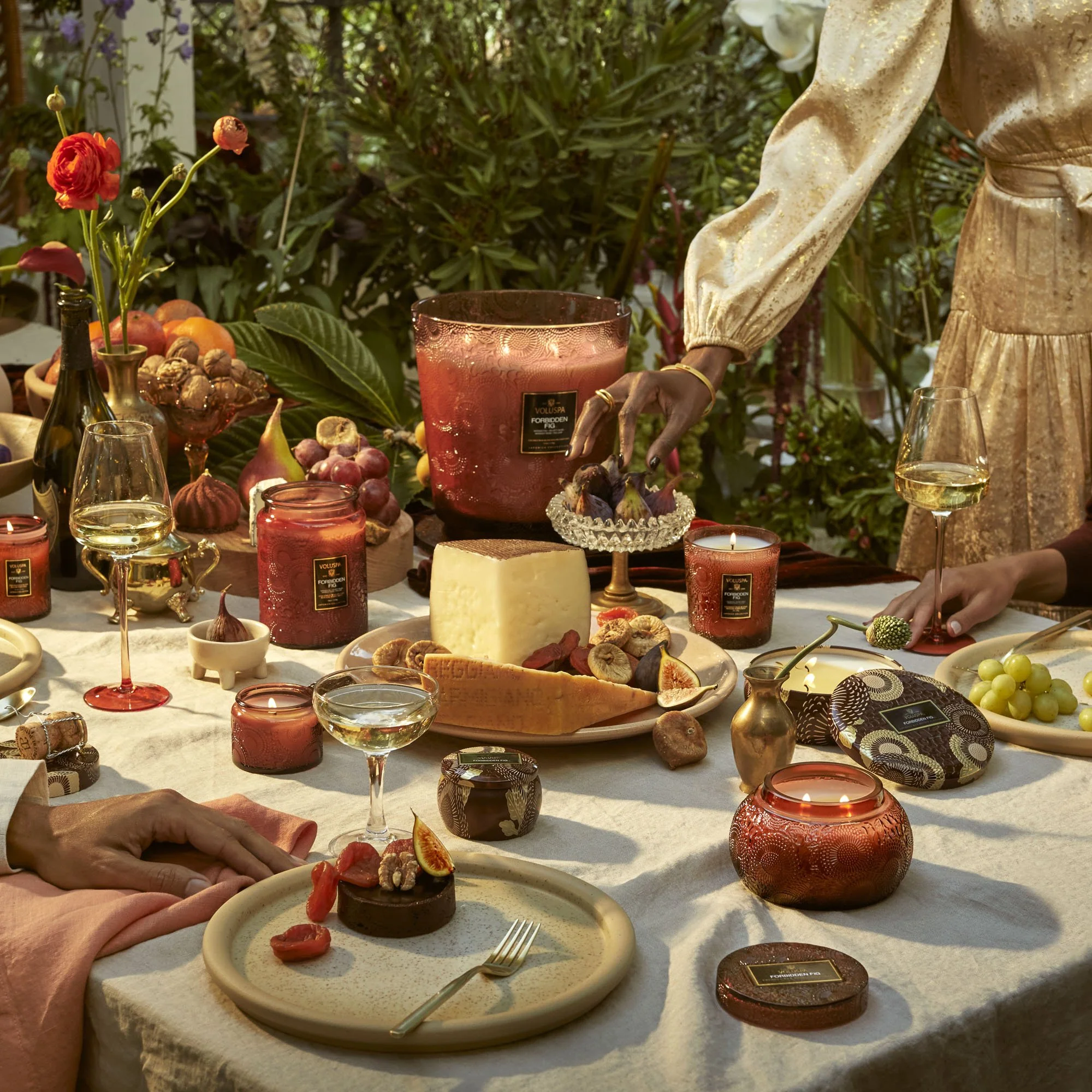 Forbidden Fig - 5 Wick Hearth Candle - Image 3